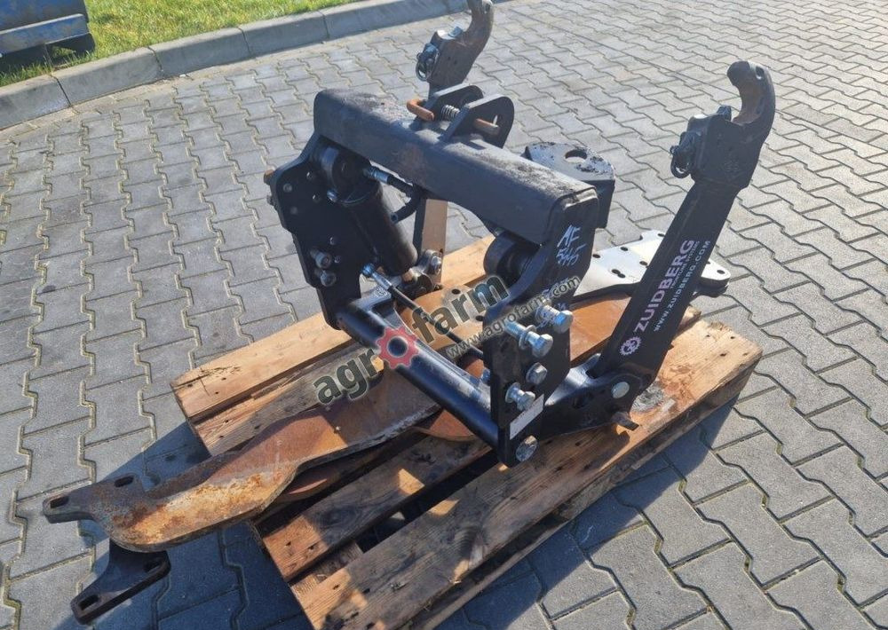 TUZ, przedni podnośnik, Massey Ferguson 5445 - Attachment for Farm tractor: picture 4 TUZ, przedni podnośnik, Massey Ferguson 5445 - Attachment for Farm tractor: picture 4