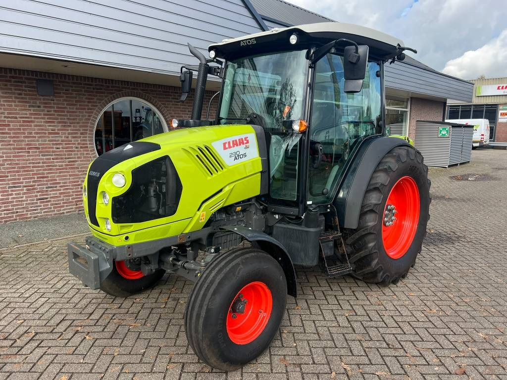 Claas Atos 230 - Farm tractor: picture 1 Claas Atos 230 - Farm tractor: picture 1