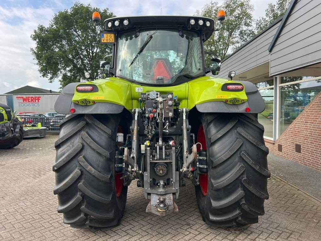Claas Axion 810 Cmatic - Farm tractor: picture 4 Claas Axion 810 Cmatic - Farm tractor: picture 4