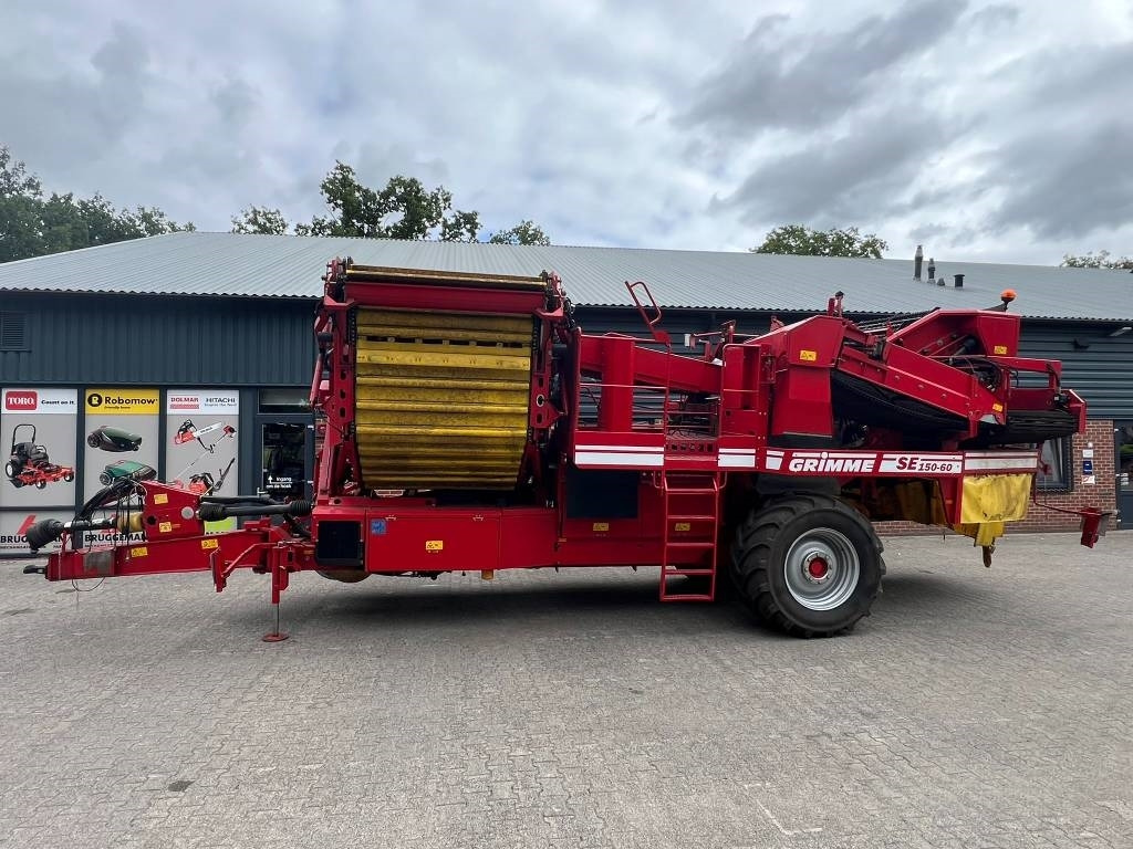 Grimme SE 150-60 - Potato harvester: picture 2 Grimme SE 150-60 - Potato harvester: picture 2