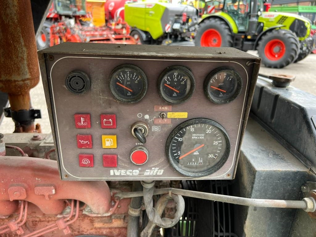 Iveco MEC MG100HT/2A - Irrigation system: picture 5 Iveco MEC MG100HT/2A - Irrigation system: picture 5