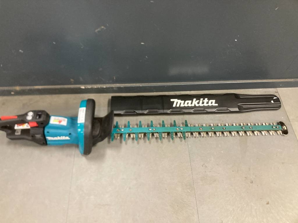 Makita Uh009g - Municipal/ Special vehicle: picture 1 Makita Uh009g - Municipal/ Special vehicle: picture 1