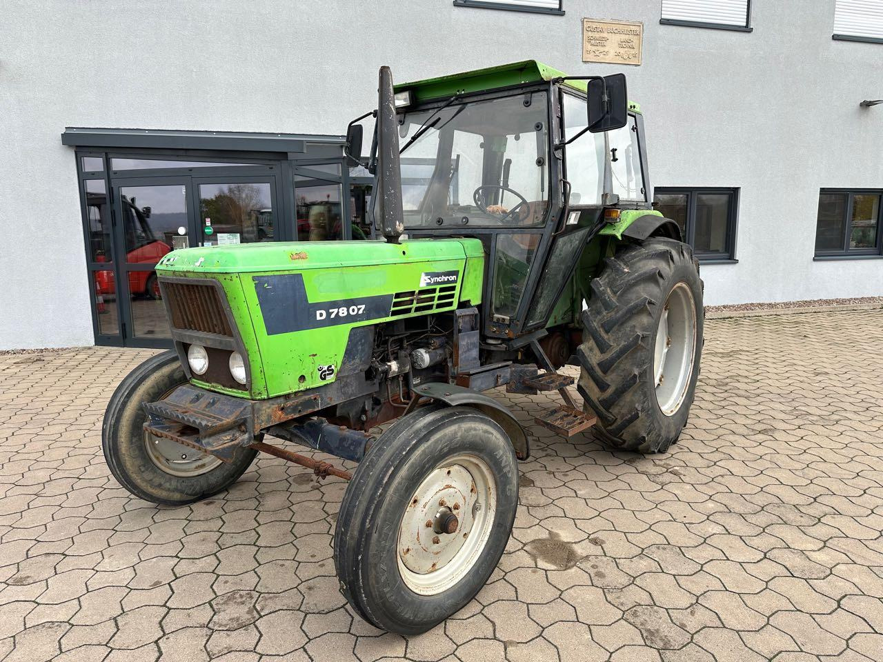 Deutz-Fahr D7807 Synchron - Farm tractor: picture 2 Deutz-Fahr D7807 Synchron - Farm tractor: picture 2