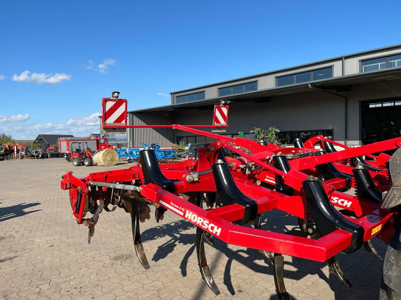 Horsch Terrano 4FX - Cultivator: picture 3 Horsch Terrano 4FX - Cultivator: picture 3