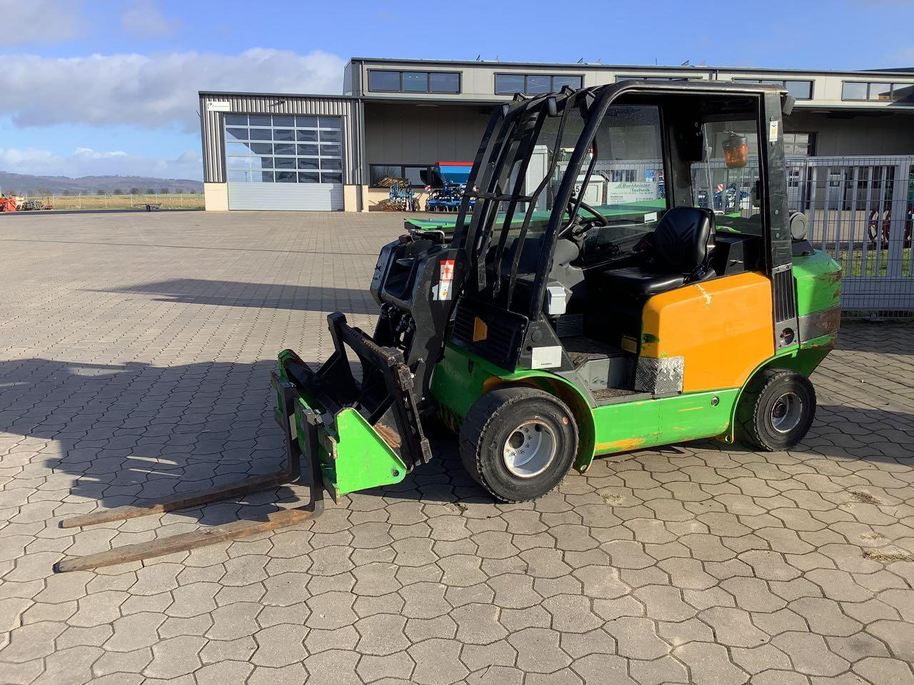 JCB Teletruk TLT 30 D - Telescopic handler: picture 2 JCB Teletruk TLT 30 D - Telescopic handler: picture 2