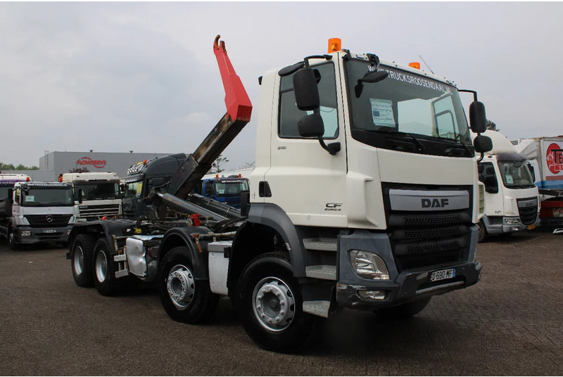 DAF CF 510 + 8X4 + HOOK 26TON + PERFCET CONDITION + 2X IN STOCK - Hook lift truck: picture 2 DAF CF 510 + 8X4 + HOOK 26TON + PERFCET CONDITION + 2X IN STOCK - Hook lift truck: picture 2