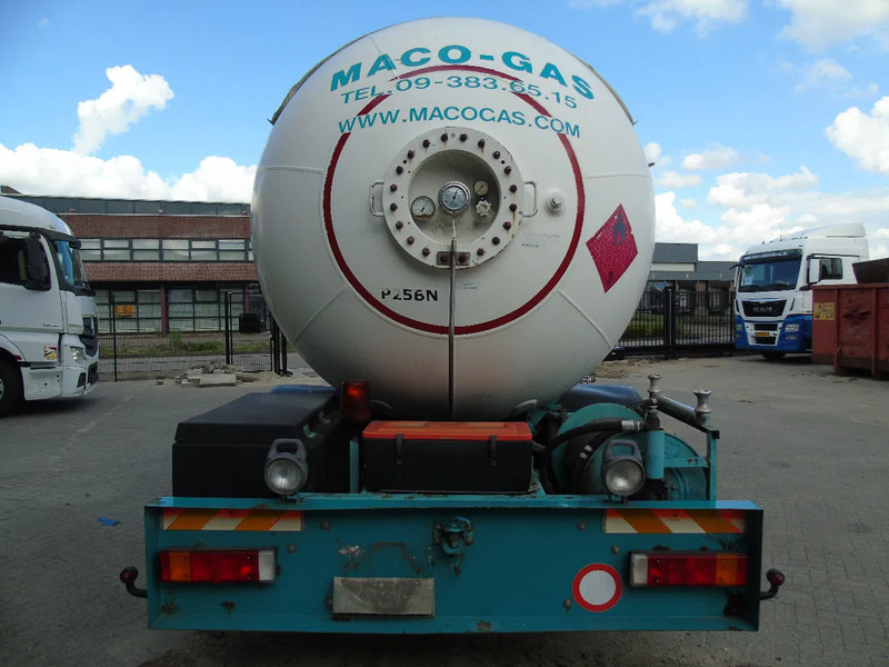DAF CF 75.270 + 17.517LITER GAS TRANSPORT + PUMP - Tank truck: picture 5 DAF CF 75.270 + 17.517LITER GAS TRANSPORT + PUMP - Tank truck: picture 5