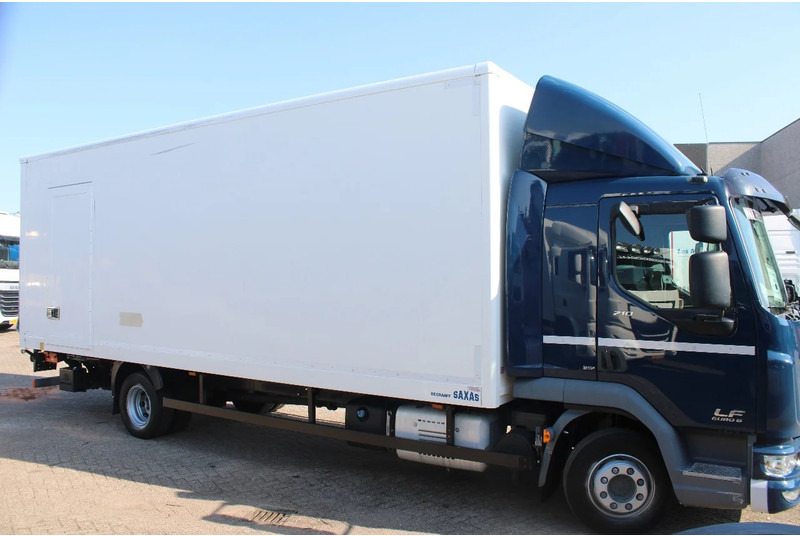 DAF LF 210 + EURO 6 + LIFT + 12T - Box truck: picture 4 DAF LF 210 + EURO 6 + LIFT + 12T - Box truck: picture 4