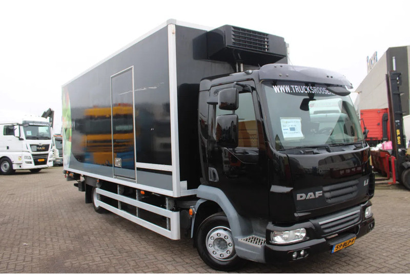 DAF LF 45.130 + EURO 5 + thermo king LOW KM + MANUAL - Refrigerator truck: picture 2 DAF LF 45.130 + EURO 5 + thermo king LOW KM + MANUAL - Refrigerator truck: picture 2
