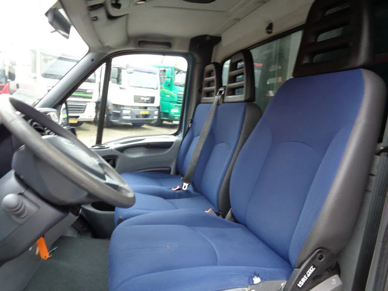 Iveco Daily 50c15 x+ Manual + Carrier + Flower transport + cooling/heating - Refrigerated van: picture 4 Iveco Daily 50c15 x+ Manual + Carrier + Flower transport + cooling/heating - Refrigerated van: picture 4