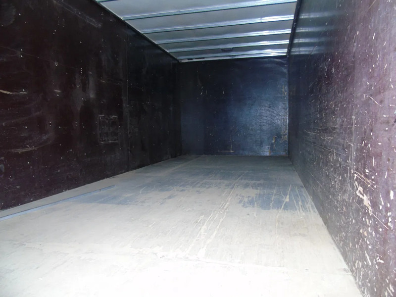 Iveco Eurocargo 120E22 + EURO 5 + 5.80 METER BOX - Box truck: picture 5 Iveco Eurocargo 120E22 + EURO 5 + 5.80 METER BOX - Box truck: picture 5