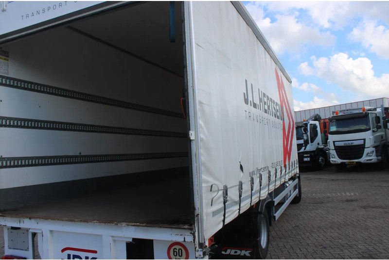 Box truck Iveco Eurocargo 120E220 + EURO 6 + 12t + NICE TRUCK: picture 7