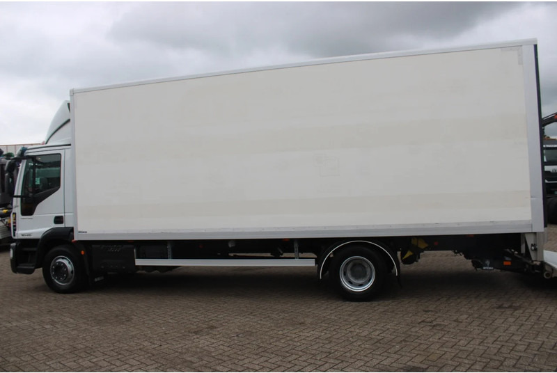 Iveco Eurocargo reserved ! 120 E21 + LIFT + EURO 6 + 12T - Box truck: picture 4 Iveco Eurocargo reserved ! 120 E21 + LIFT + EURO 6 + 12T - Box truck: picture 4