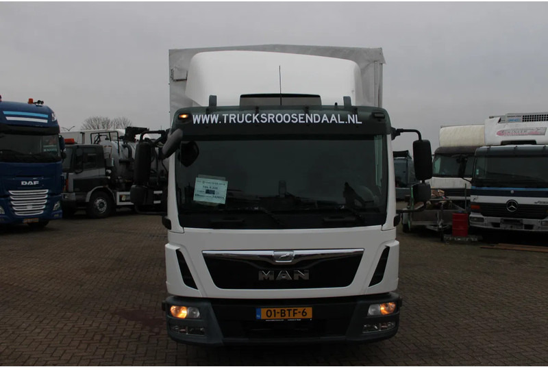 MAN TGL 8.220 + EURO 6 + LIFT - Box truck: picture 2 MAN TGL 8.220 + EURO 6 + LIFT - Box truck: picture 2