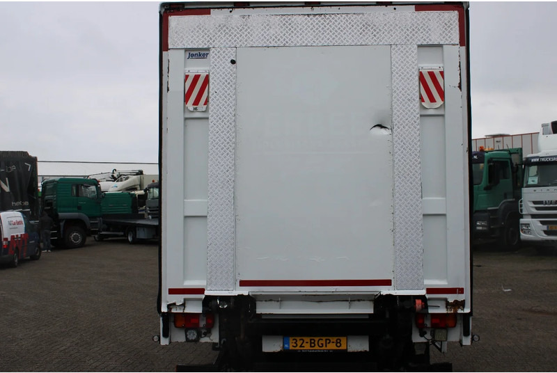 MAN TGL RESERVED 12.180 + EURO 6 + CARRIER + LIFT - Refrigerator truck: picture 5 MAN TGL RESERVED 12.180 + EURO 6 + CARRIER + LIFT - Refrigerator truck: picture 5