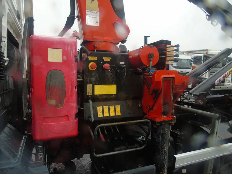 Hook lift truck, Crane truck MAN TGS 35.440 + PALFINGER 24500 + 8X4 + EURO 5 + REMOTE: picture 11