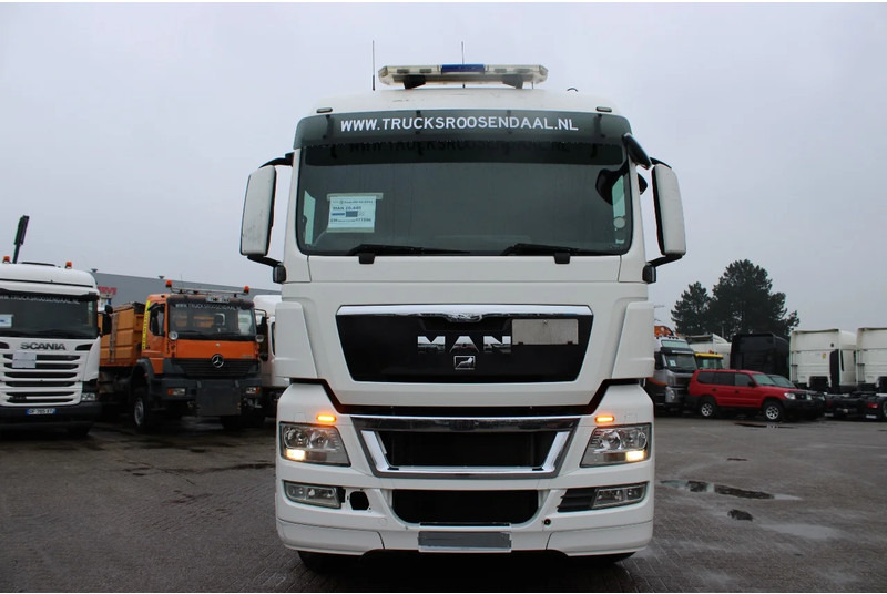 MAN TGX 26.440 + EURO 5 + Right Hand Drive - Dropside/ Flatbed truck: picture 2 MAN TGX 26.440 + EURO 5 + Right Hand Drive - Dropside/ Flatbed truck: picture 2