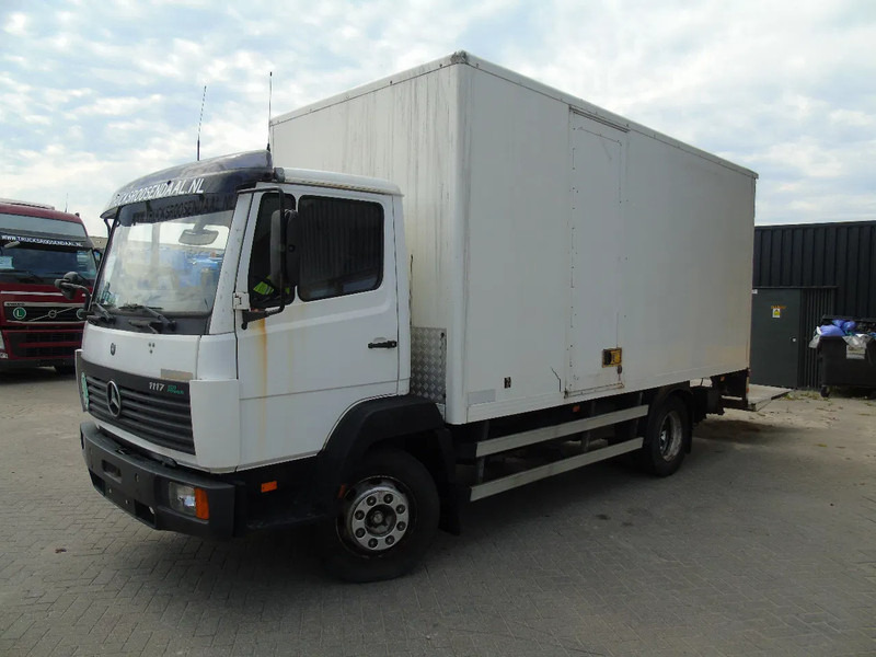 Mercedes-Benz Ecoliner 1117 + EURO 2 + MANUAL - Box truck: picture 2 Mercedes-Benz Ecoliner 1117 + EURO 2 + MANUAL - Box truck: picture 2