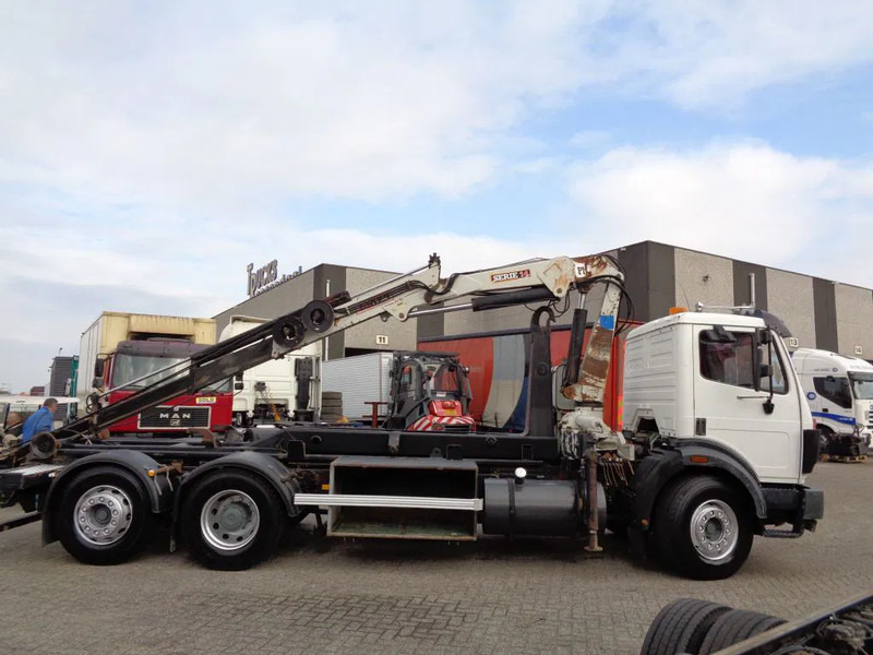 Crane truck Mercedes-Benz SK 2433 + Semi-Auto + PTO + Serie 14 Crane + 3 pedals: picture 13
