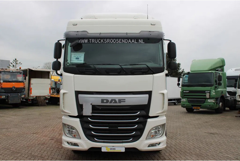 DAF XF 106.440 + EURO 6 + SPOILER + TUV 26-08-2024 - Tractor unit: picture 4 DAF XF 106.440 + EURO 6 + SPOILER + TUV 26-08-2024 - Tractor unit: picture 4