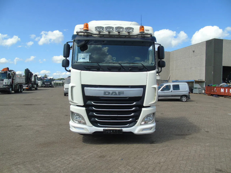 DAF XF 460 + 302KM + PTO + MANUAL + EURO 6 - Tractor unit: picture 5 DAF XF 460 + 302KM + PTO + MANUAL + EURO 6 - Tractor unit: picture 5