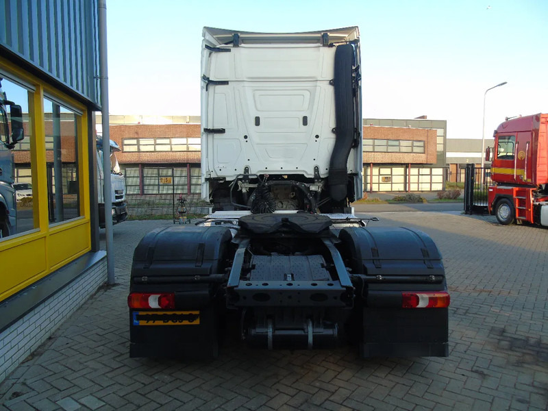 Mercedes-Benz Actros 1942 + EURO 6 - Tractor unit: picture 5 Mercedes-Benz Actros 1942 + EURO 6 - Tractor unit: picture 5