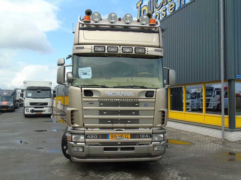 Scania R124-420 + PERFECT SHOWMODEL - Tractor unit: picture 4 Scania R124-420 + PERFECT SHOWMODEL - Tractor unit: picture 4
