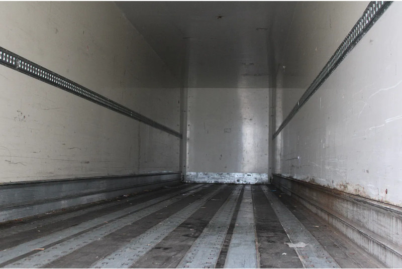 Van Hool + 2.69 + ROLLERS - Closed box semi-trailer: picture 3 Van Hool + 2.69 + ROLLERS - Closed box semi-trailer: picture 3