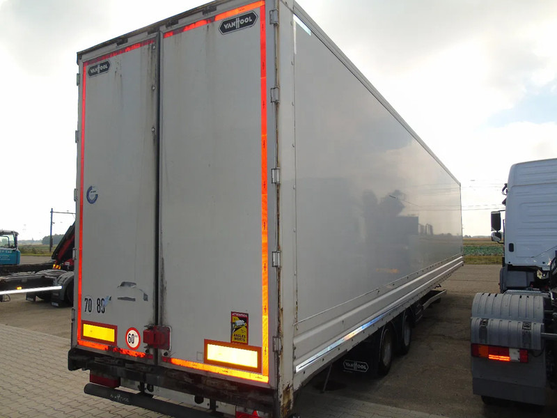Van Hool ROLLERS + 3x AXLE + 3.04 HEIGHT - Closed box semi-trailer: picture 5 Van Hool ROLLERS + 3x AXLE + 3.04 HEIGHT - Closed box semi-trailer: picture 5