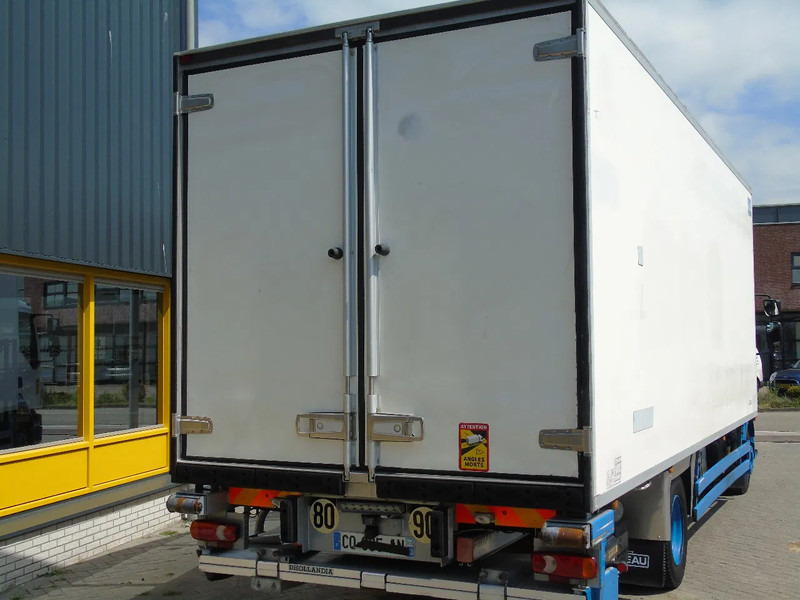 Volvo FL 16.260 +CHEREAU + carrier + manual - Refrigerator truck: picture 3 Volvo FL 16.260 +CHEREAU + carrier + manual - Refrigerator truck: picture 3