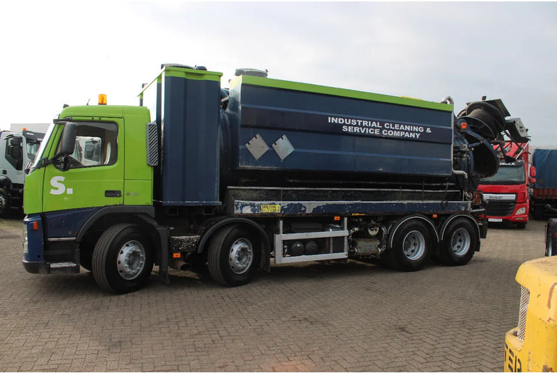 Vacuum truck Volvo FM 12.340 + ADR + stokota 14.000L + manual: picture 6 Vacuum truck Volvo FM 12.340 + ADR + stokota 14.000L + manual: picture 6