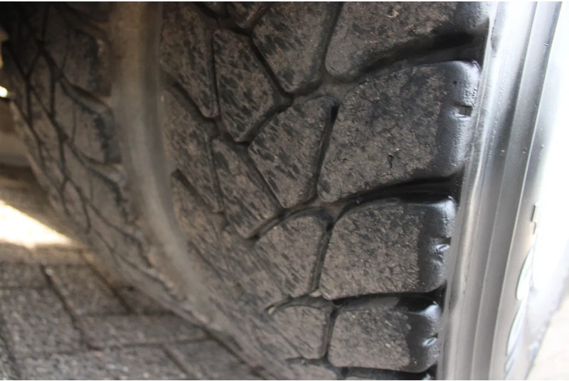 Vacuum truck Volvo FM 12.340 + ADR + stokota 14.000L + manual: picture 16 Vacuum truck Volvo FM 12.340 + ADR + stokota 14.000L + manual: picture 16