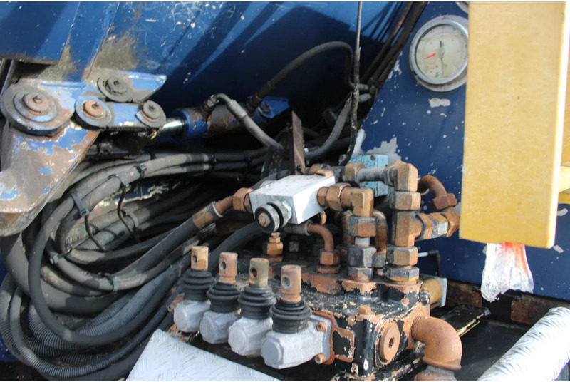 Vacuum truck Volvo FM 12.340 + ADR + stokota 14.000L + manual: picture 13 Vacuum truck Volvo FM 12.340 + ADR + stokota 14.000L + manual: picture 13