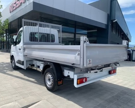 Nissan  - Tipper: picture 3 Nissan  - Tipper: picture 3