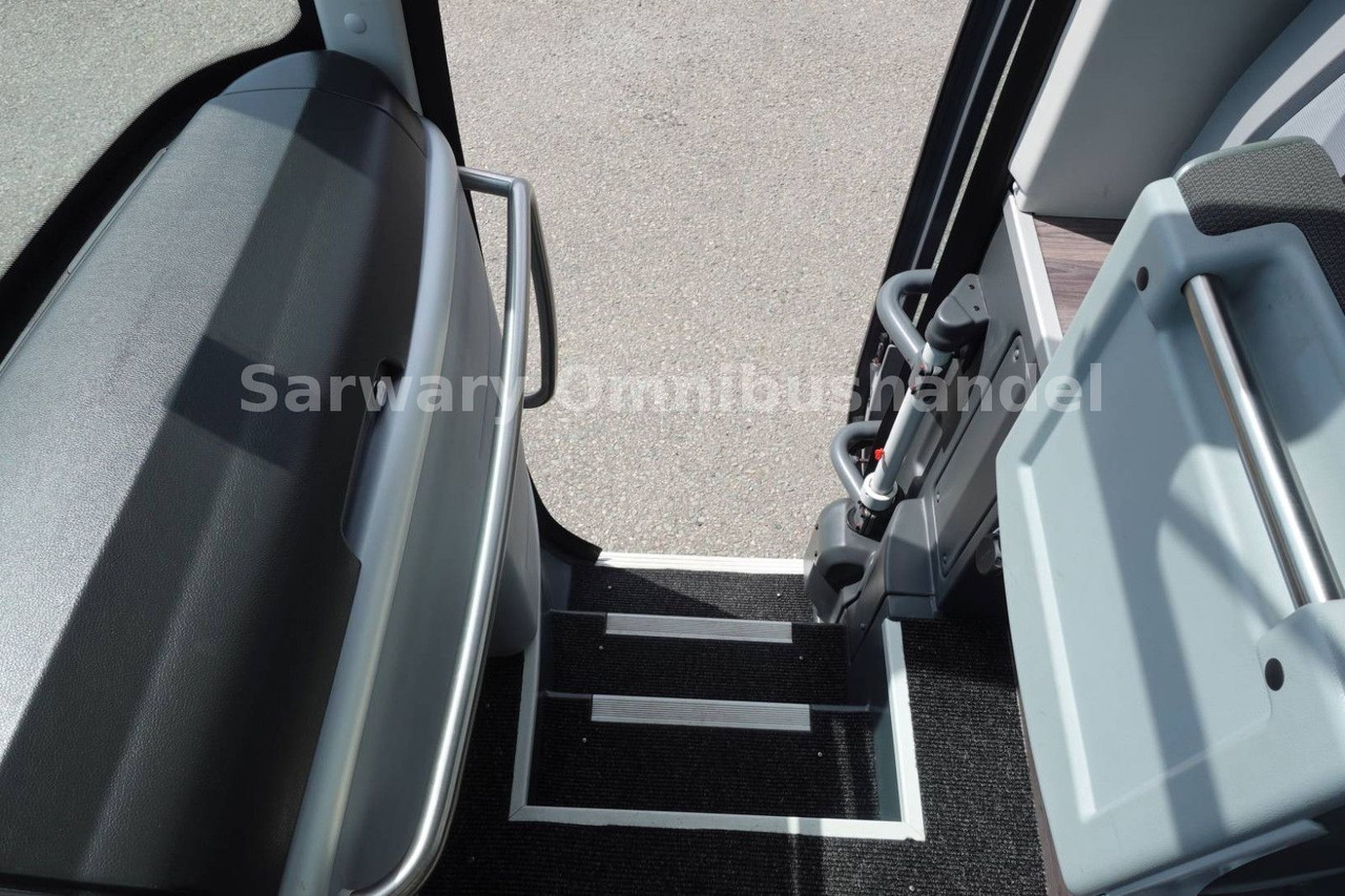 Coach MAN R07 Lion´s Coach *Tourismo*Travego*73.790km Orig: picture 42 Coach MAN R07 Lion´s Coach *Tourismo*Travego*73.790km Orig: picture 42