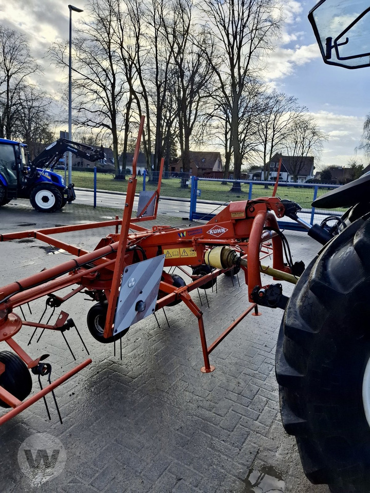 Kuhn GF 8501 - Tedder/ Rake: picture 4 Kuhn GF 8501 - Tedder/ Rake: picture 4