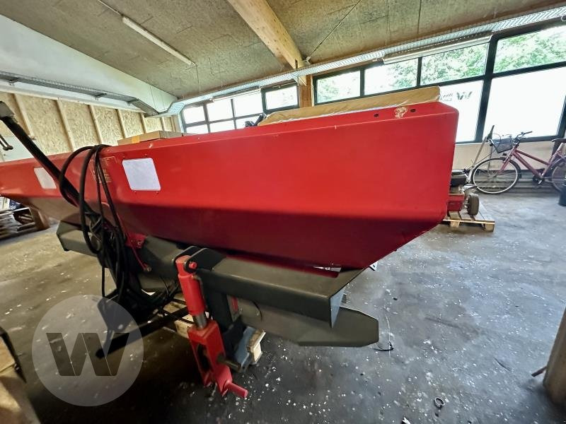 Kverneland RS-XL - Fertilizer spreader: picture 3 Kverneland RS-XL - Fertilizer spreader: picture 3