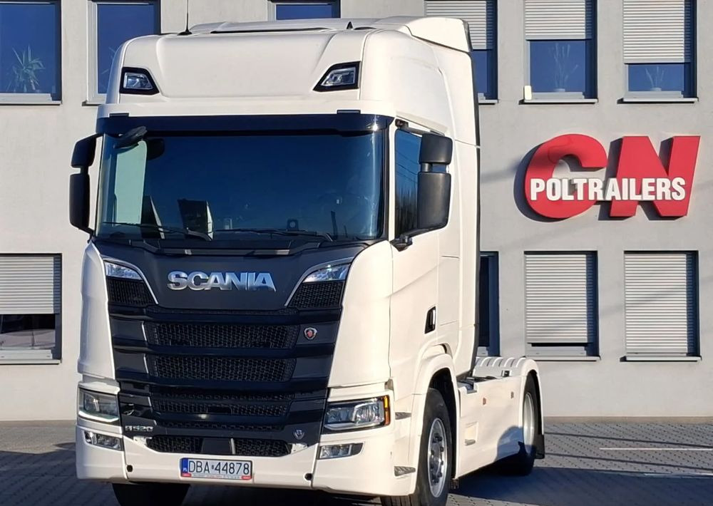 Scania R520, V8, Hydraulika jedno i dwu-obwodowa - Tractor unit: picture 1 Scania R520, V8, Hydraulika jedno i dwu-obwodowa - Tractor unit: picture 1