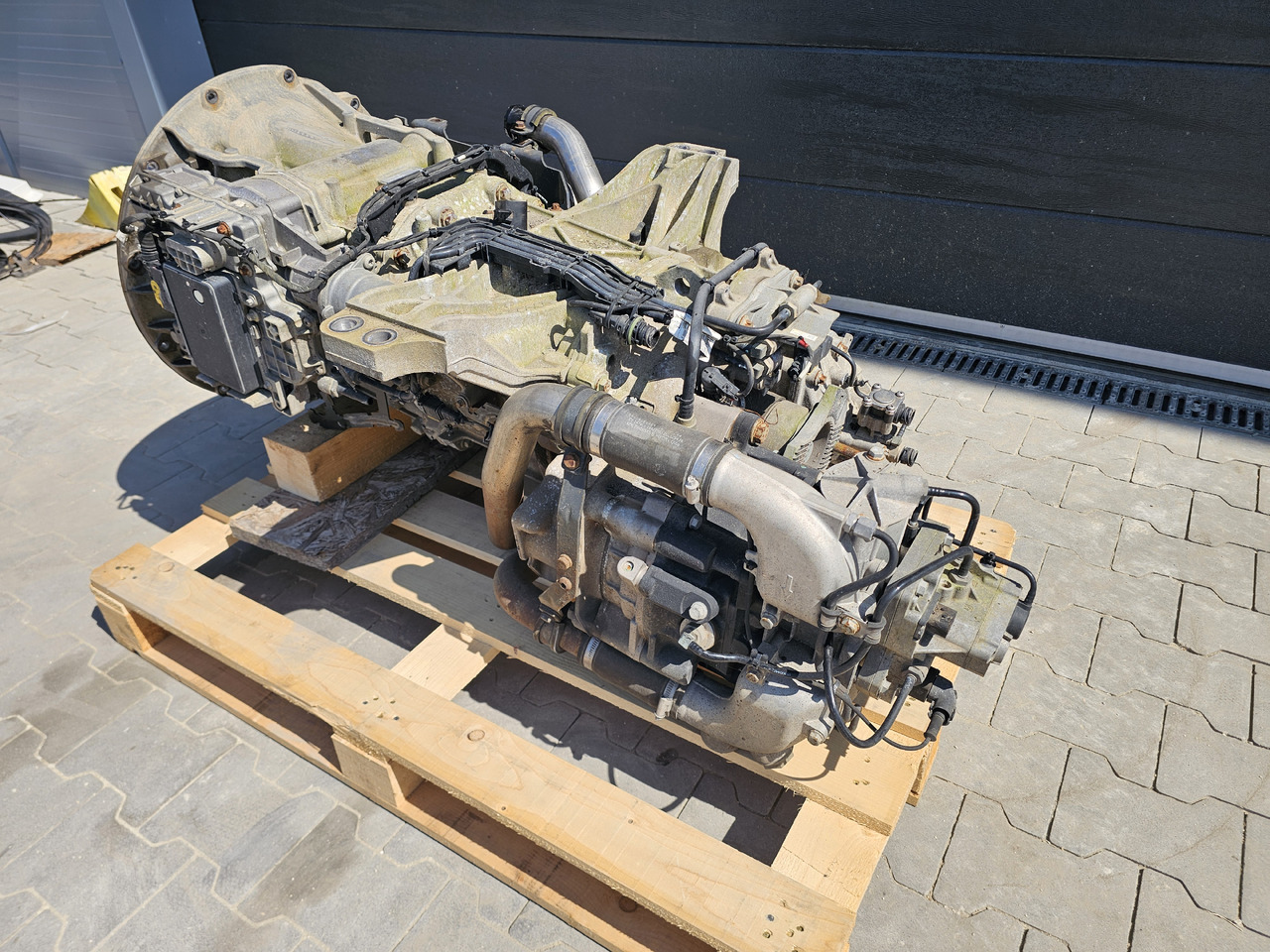 MERCEDES-BENZ ACTROS ANTOS / GEARBOX / G211-12 / RETARDER / WORLDWIDE DELIVERY - Gearbox: picture 5 MERCEDES-BENZ ACTROS ANTOS / GEARBOX / G211-12 / RETARDER / WORLDWIDE DELIVERY - Gearbox: picture 5