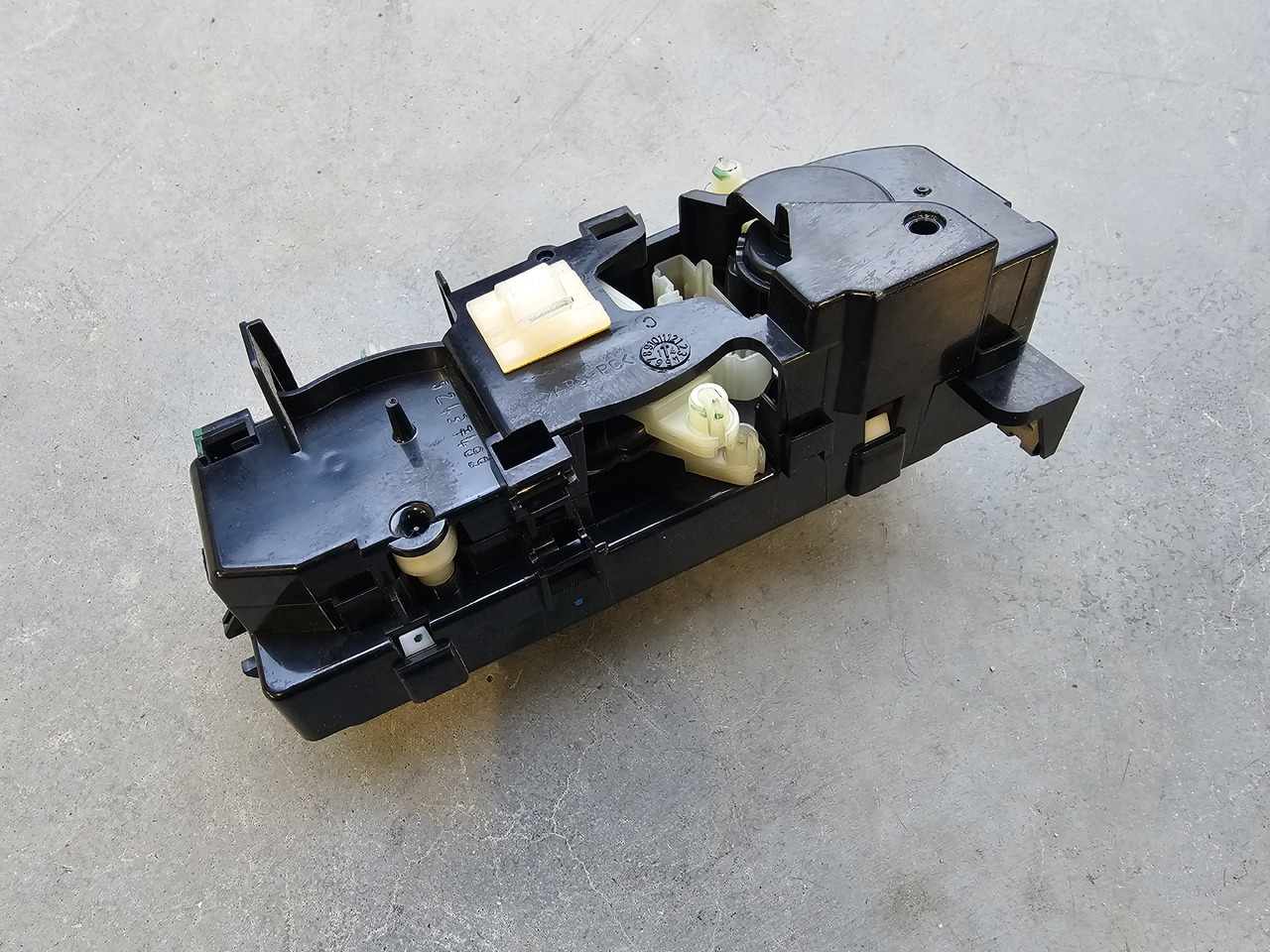 MERCEDES-BENZ ATEGO EURO 6 / HEATER PANEL / A9678200197 - Heating/ Ventilation: picture 4 MERCEDES-BENZ ATEGO EURO 6 / HEATER PANEL / A9678200197 - Heating/ Ventilation: picture 4