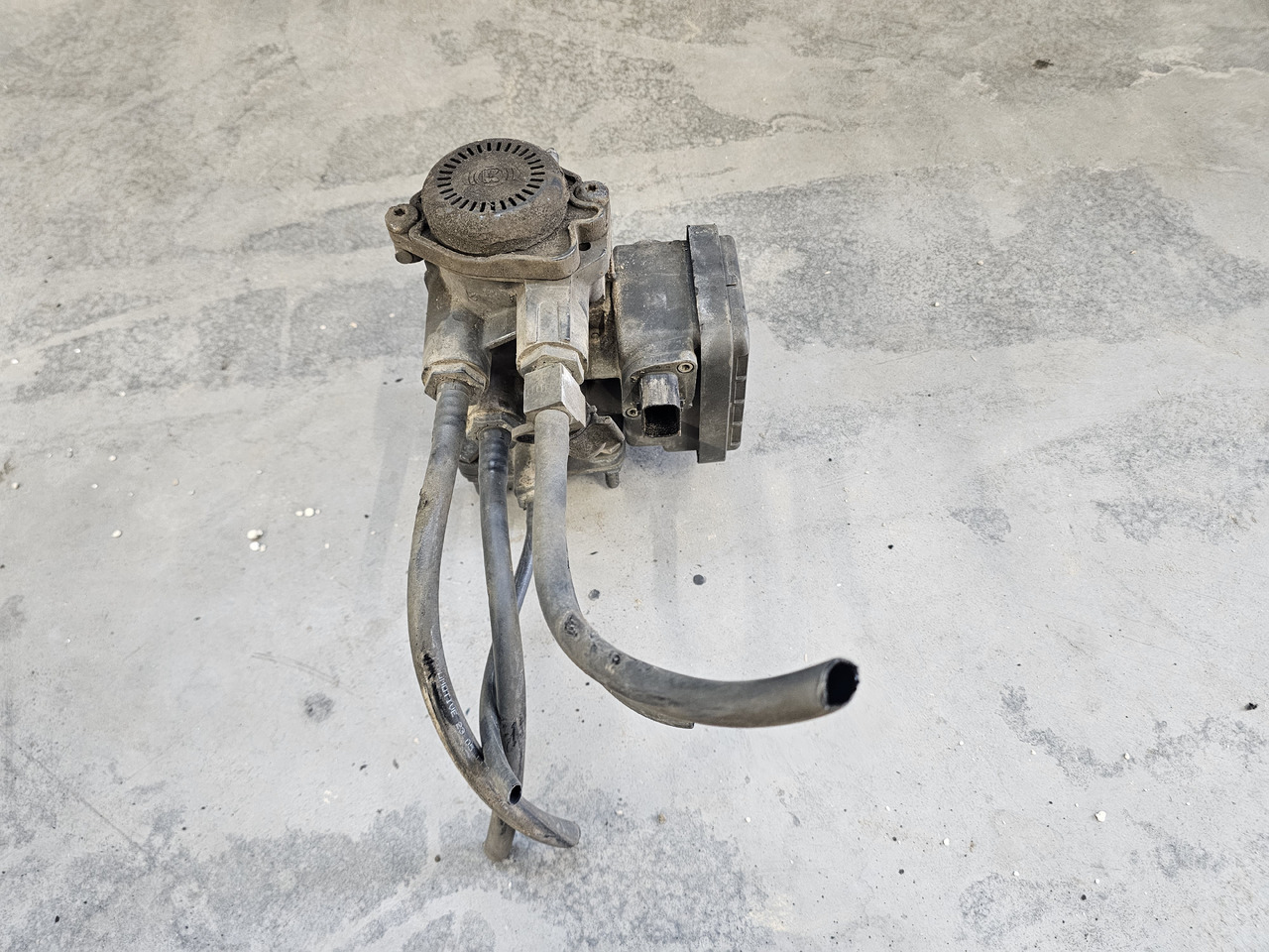 MERCEDES-BENZ MP4 / EBS VALVE / A0014311013 / K000920 - Brake valve: picture 3 MERCEDES-BENZ MP4 / EBS VALVE / A0014311013 / K000920 - Brake valve: picture 3