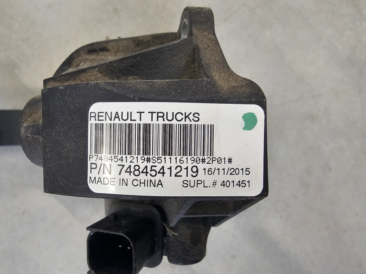 RENAULT RANGE T / ACCELERATE PEDAL / 7484541219 - Pedal: picture 4 RENAULT RANGE T / ACCELERATE PEDAL / 7484541219 - Pedal: picture 4