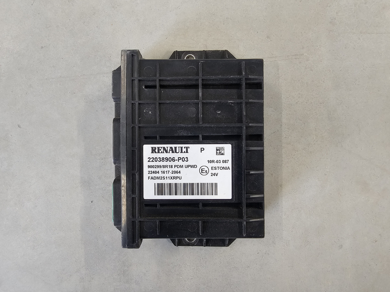 RENAULT RANGE T / PDM DOOR CONTROL UNIT - ECU: picture 2 RENAULT RANGE T / PDM DOOR CONTROL UNIT - ECU: picture 2