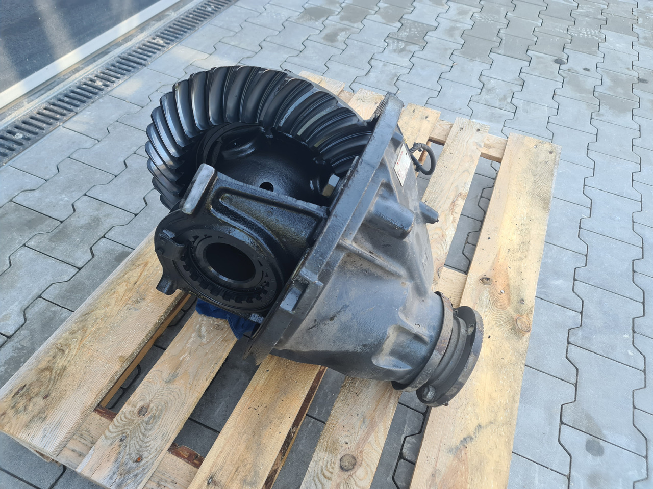 RENAULT VOLVO DIFFERENTIAL DIFF / MS17X RSS1344C 2.85 1/285 37/13 / DELIVERY WORLDWIDE - Differential gear for Truck: picture 3 RENAULT VOLVO DIFFERENTIAL DIFF / MS17X RSS1344C 2.85 1/285 37/13 / DELIVERY WORLDWIDE - Differential gear for Truck: picture 3
