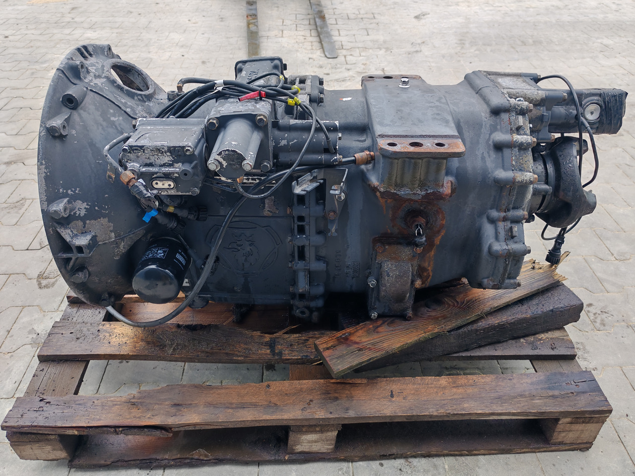 SCANIA GEARBOX / GRSO905 / COMPLETE / WORLDWIDE DELIVERY - Gearbox: picture 4 SCANIA GEARBOX / GRSO905 / COMPLETE / WORLDWIDE DELIVERY - Gearbox: picture 4