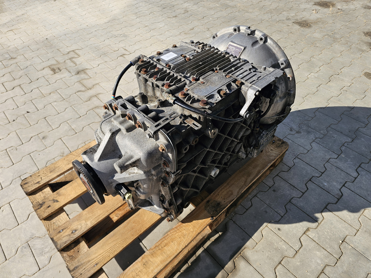 VOLVO FH FM / AT2612D I-SHIFT / AUTOMATIC GEARBOX - Gearbox: picture 5 VOLVO FH FM / AT2612D I-SHIFT / AUTOMATIC GEARBOX - Gearbox: picture 5