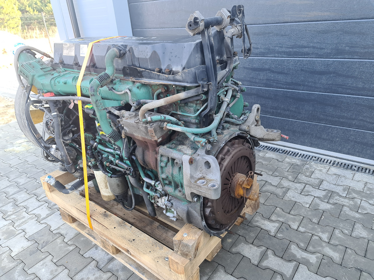 VOLVO FH FM ENGINE D13A 360 EC06 / COMPLETE - Engine: picture 3 VOLVO FH FM ENGINE D13A 360 EC06 / COMPLETE - Engine: picture 3