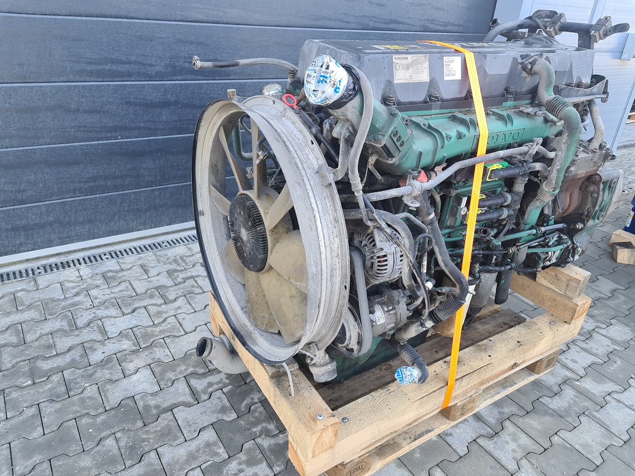 VOLVO FH FM ENGINE D13A 360 EC06 / COMPLETE - Engine: picture 2 VOLVO FH FM ENGINE D13A 360 EC06 / COMPLETE - Engine: picture 2