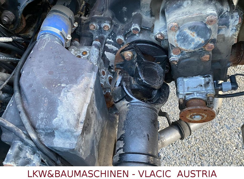 Cab chassis truck MAN TGS 26.440 6x2 mit Lift und Lenkachse MAN TGS 26.440 6x2 mit Lift und Lenkachse: picture 11