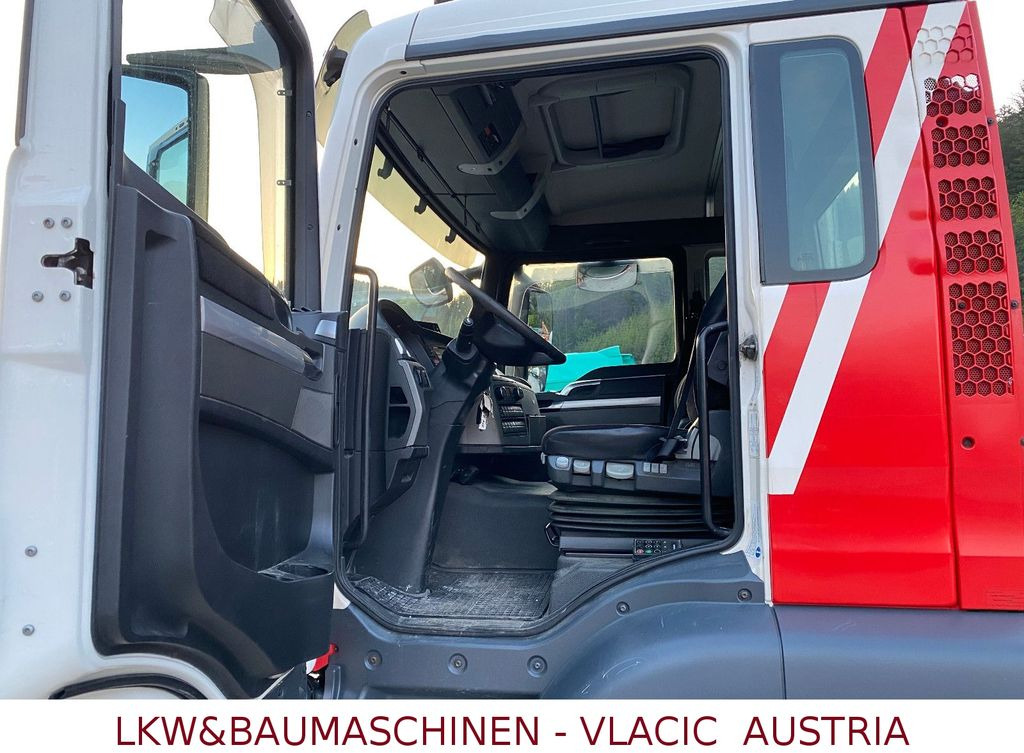 Cab chassis truck MAN TGS 26.440 6x2 mit Lift und Lenkachse MAN TGS 26.440 6x2 mit Lift und Lenkachse: picture 9